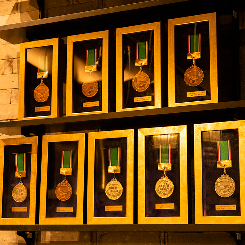 スパイス香るナッツとビールの晩酌セット